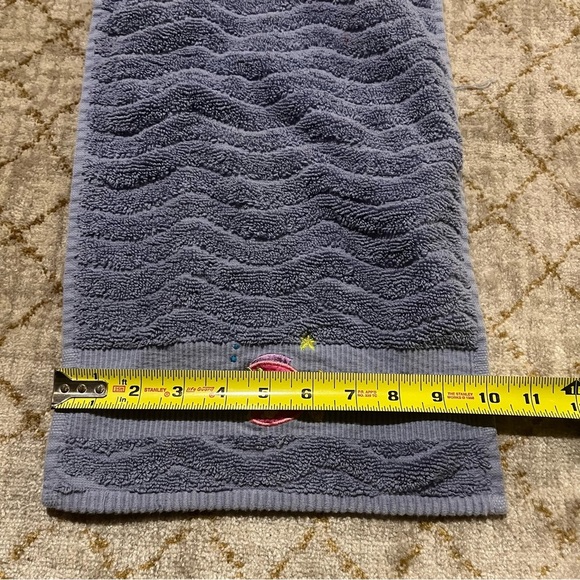 SET Of 2 Saturday KNIGHT VTG Blue FISH Embroidered FINGERTIP Hand TOWEL 16”x10” - Picture 8 of 8